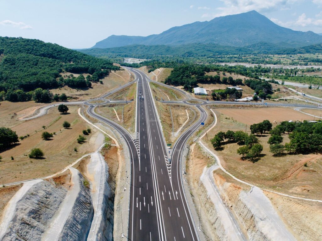 Δήμας: Μέσα στον Ιούλιο παραδίδεται το βόρειο τμήμα του Ε65 Καλαμπάκα – Γρεβενά (ΦΩΤΟ)