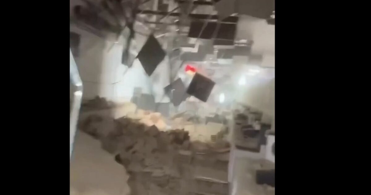 Διπλός σεισμός στη Bενεζουέλα: Καρέ καρέ η κατάρρευση της οροφής στο Διεθνές Αεροδρόμιο «Σιμόν Μπολίβαρ» (VIDEO)