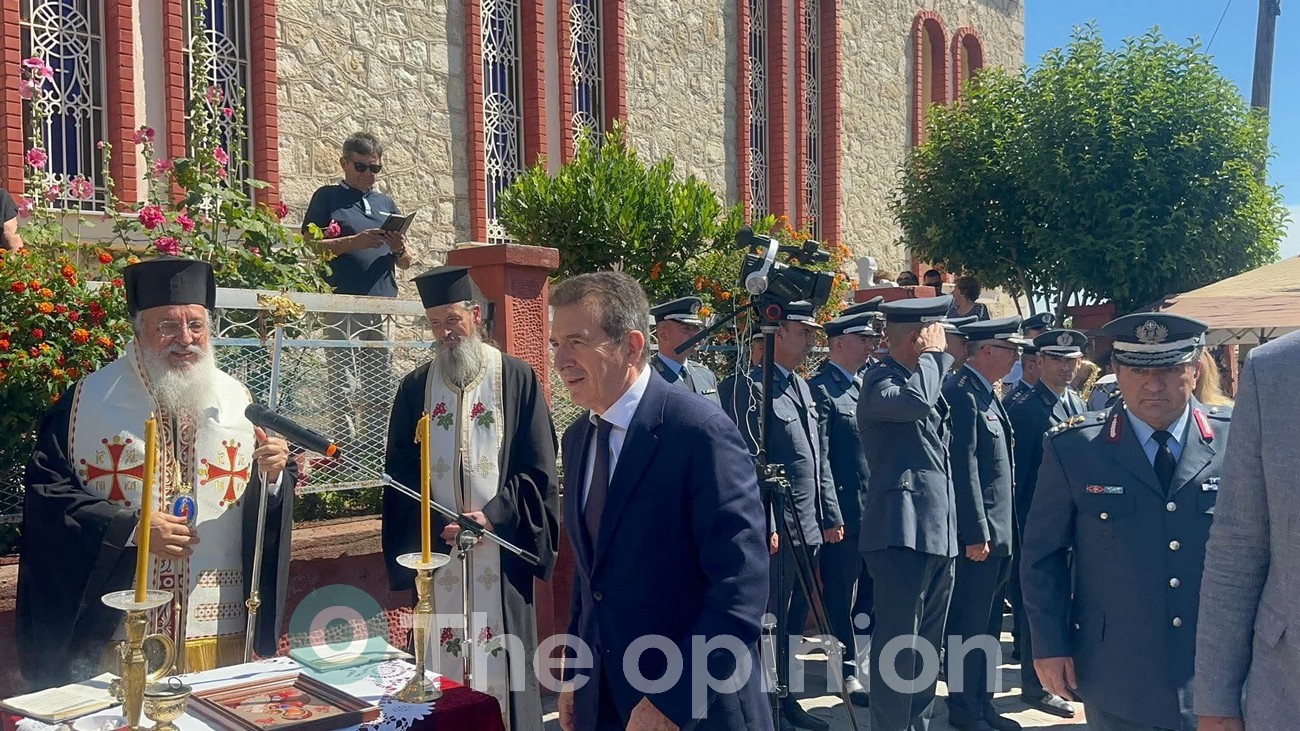 Χαλκιδική: Συγκίνηση στα αποκαλυπτήρια του μνημείου για την αδικοχαμένη αστυνομικό (ΦΩΤΟ)