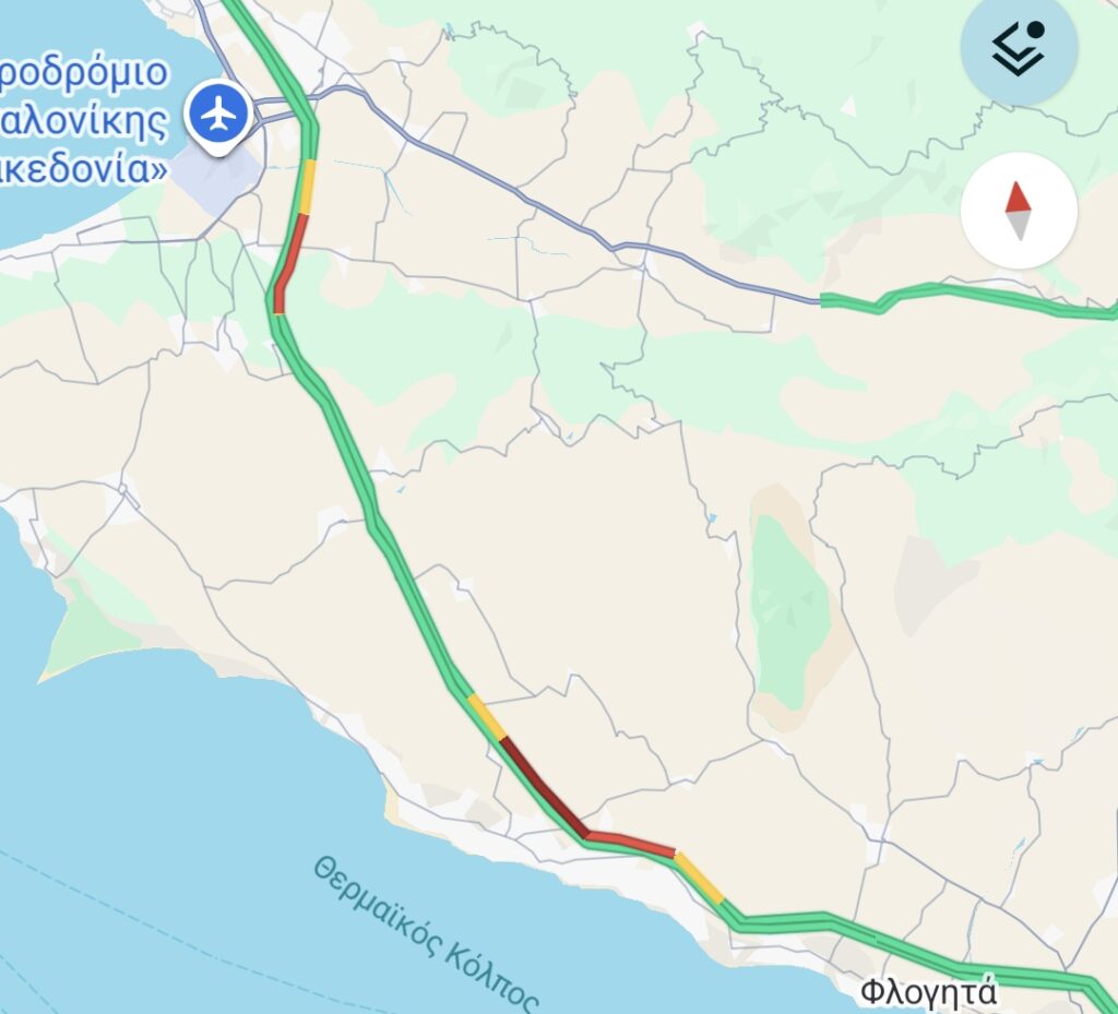Σε εξέλιξη η επιστροφή των εκδρομέων προς Θεσσαλονίκη – Τα «κόκκινα» σημεία (ΧΑΡΤΕΣ)