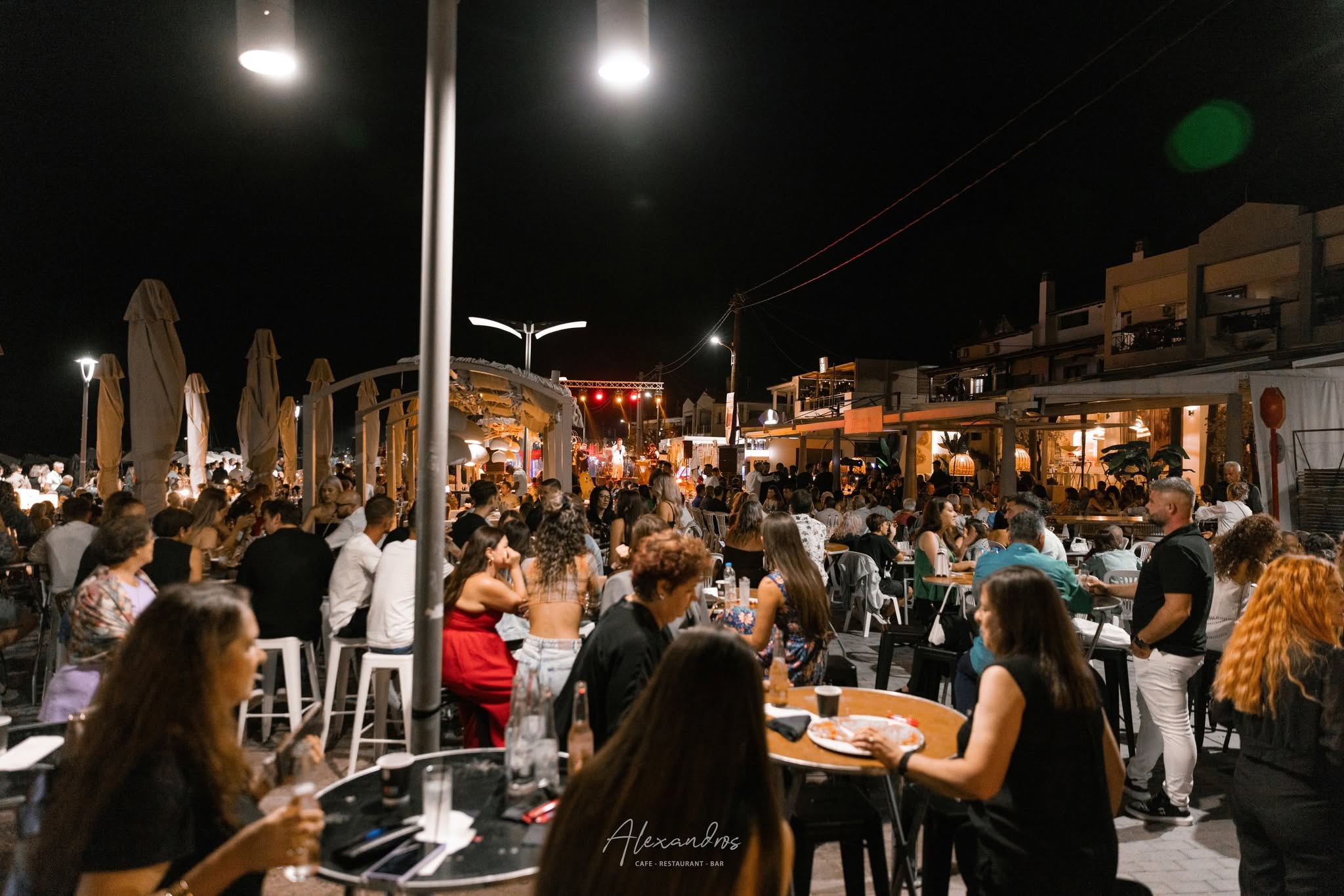 Alexandros Cafe Βar Restaurant: Ένας διαχρονικός προορισμός γεύσης και φιλοξενίας στη Νικήτη