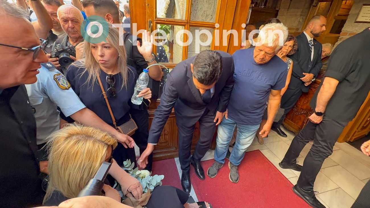 Το τελευταίο «αντίο» στη Βάγια Νέστορα – Σπαρακτικός ο επικήδειος του αδερφού της, στην κηδεία ο Κυριάκος Μητσοτάκης (ΦΩΤΟ – VIDEO)