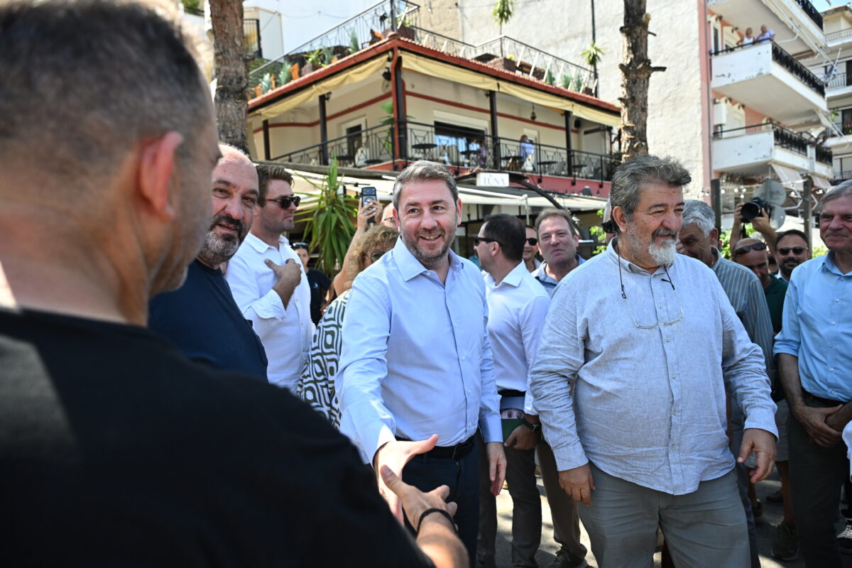 ΠΑΣΟΚ: Ο Δανιηλίδης που νικάει τη… Σελεσάο και τα «επικίνδυνα συμπώματα»