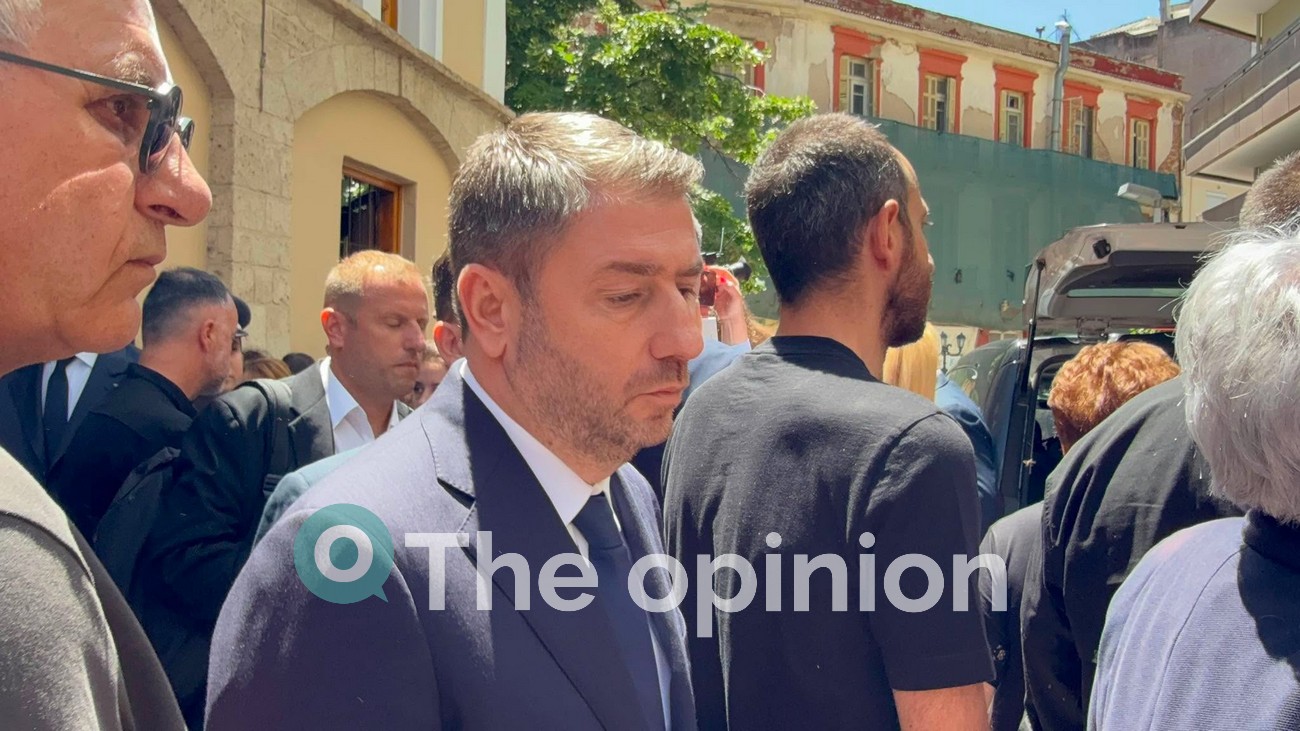 Το τελευταίο «αντίο» στη Βάγια Νέστορα – Σπαρακτικός ο επικήδειος του αδερφού της, στην κηδεία ο Κυριάκος Μητσοτάκης (ΦΩΤΟ – VIDEO)