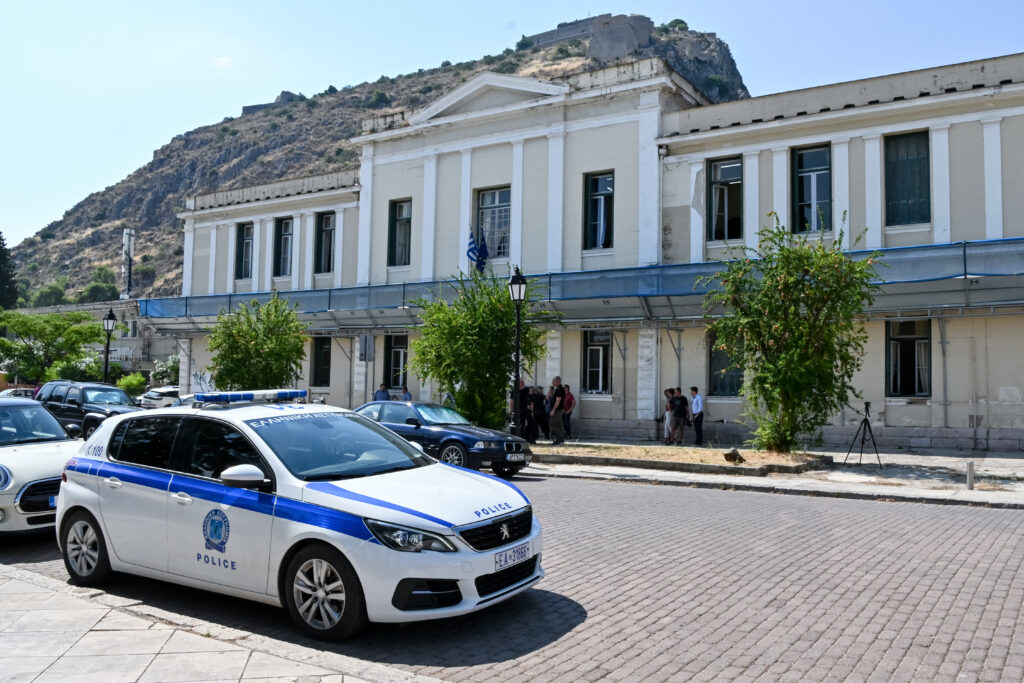Άργος: Απολογούνται οι δύο αστυνομικοί – Σε κρίσιμη κατάσταση ο 20χρονος (ΦΩΤΟ+VIDEO)