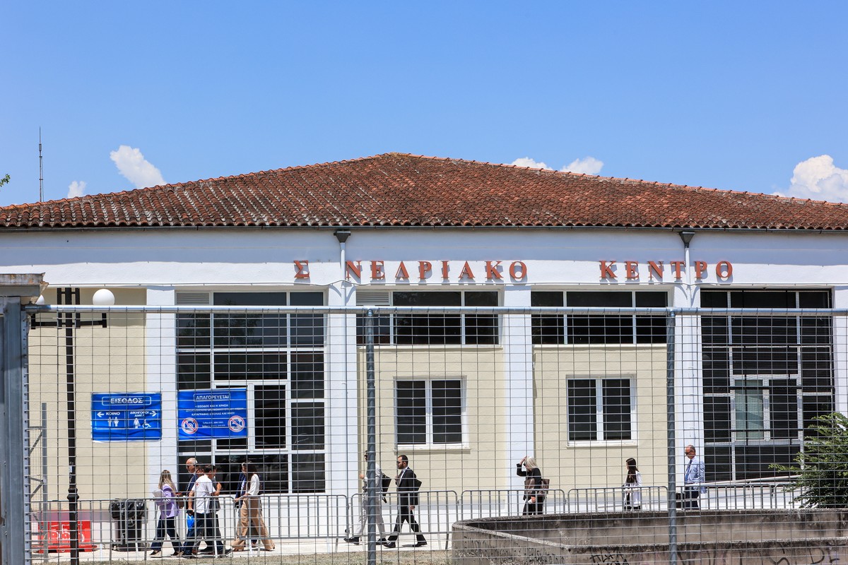 Νέα ένταση στη δίκη για τα Τέμπη