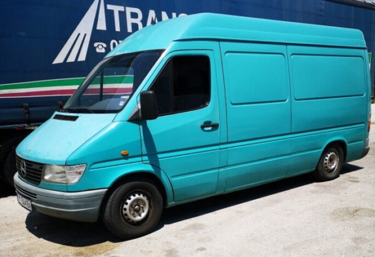 Φορτηγό χωρίς ψυγείο μετέφερε πάνω από δύο τόνους γαλακτοκομικά – «Φρένο» από την ΑΑΔΕ (ΦΩΤΟ)