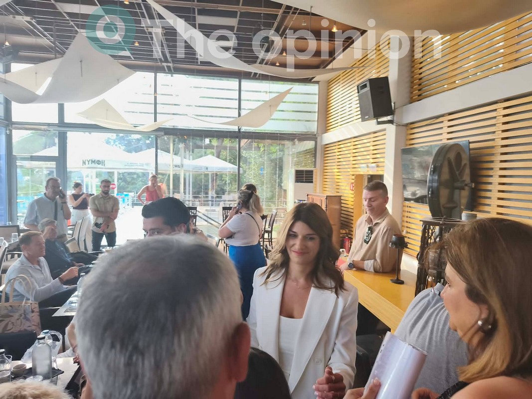 Νοτοπούλου: Βαθιά προσωπική και δύσκολη απόφαση η αποχώρησή μου από τον ΣΥΡΙΖΑ (ΦΩΤΟ+VIDEO)