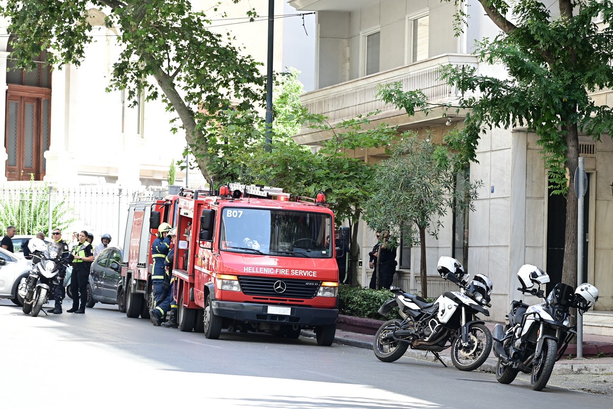 Τηλεφώνημα για βόμβα στην πρεσβεία της Γαλλίας στην Αθήνα (ΦΩΤΟ)