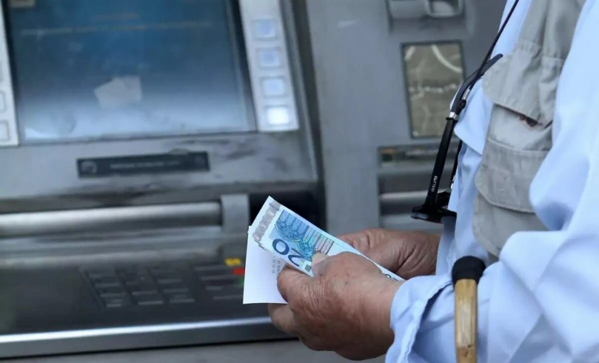 Συντάξεις χηρείας: «Καταργούμε μία μεγάλη κοινωνική αδικία 10 ετών» – Οι τέσσερις αλλαγές
