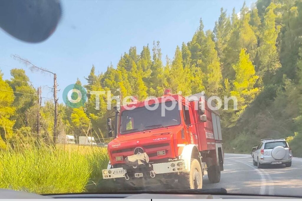Τροχαίο με σύγκρουση δύο ΙΧ στη Χαλκιδική (ΦΩΤΟ)