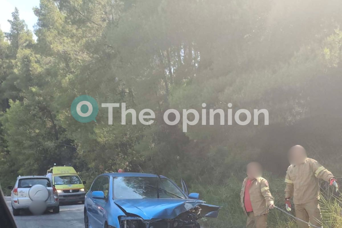 Τροχαίο με σύγκρουση δύο ΙΧ στη Χαλκιδική (ΦΩΤΟ)