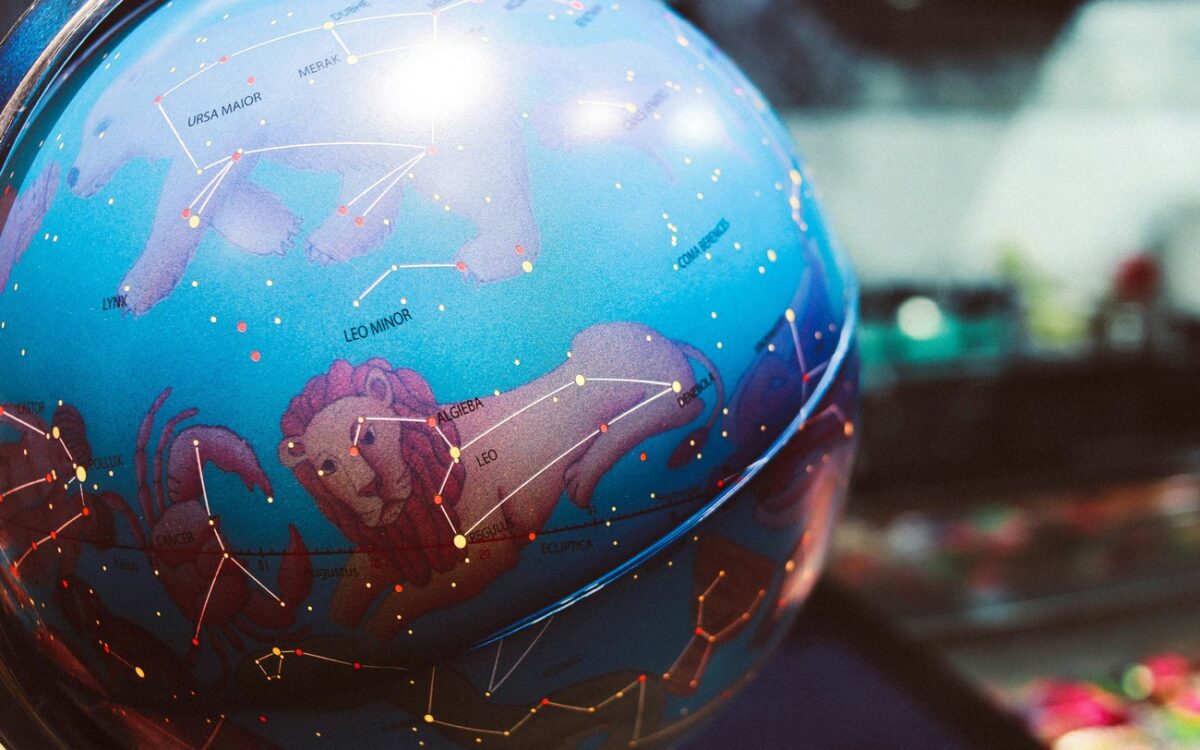 Για αυτά τα ζώδια θα είναι το πιο ερωτικό καλοκαίρι της ζωής τους