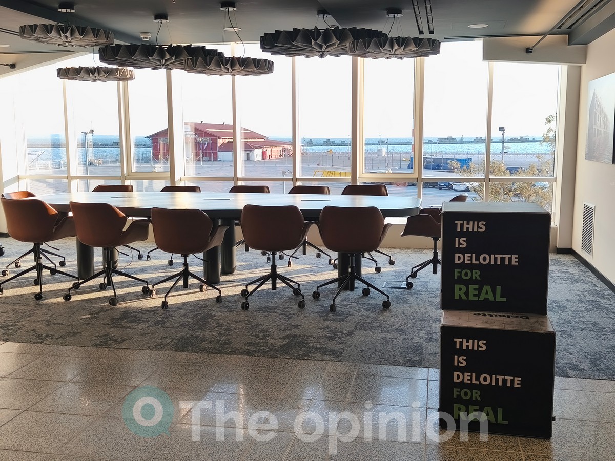Εγκαίνια για το νέο κτίριο του Competence Center της Deloitte στο παλιό κτίριο της ΠΑΕΓΑ στο λιμάνι
