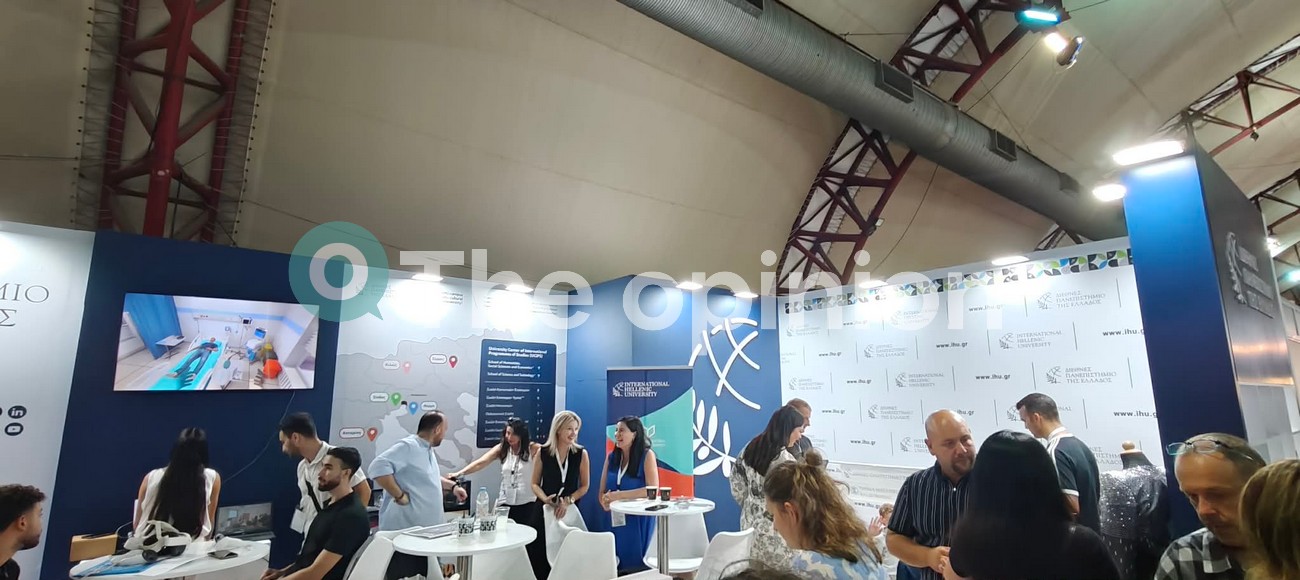 ΔΙΠΑΕ: Ο Booster που σκοράρει και πανηγυρίζει σαν τον Ρονάλντο, το ρομπότ-δάσκαλος και η ηλεκτρική αγωνιστική μηχανή στην 90ή ΔΕΘ (ΦΩΤΟ-VIDEO)