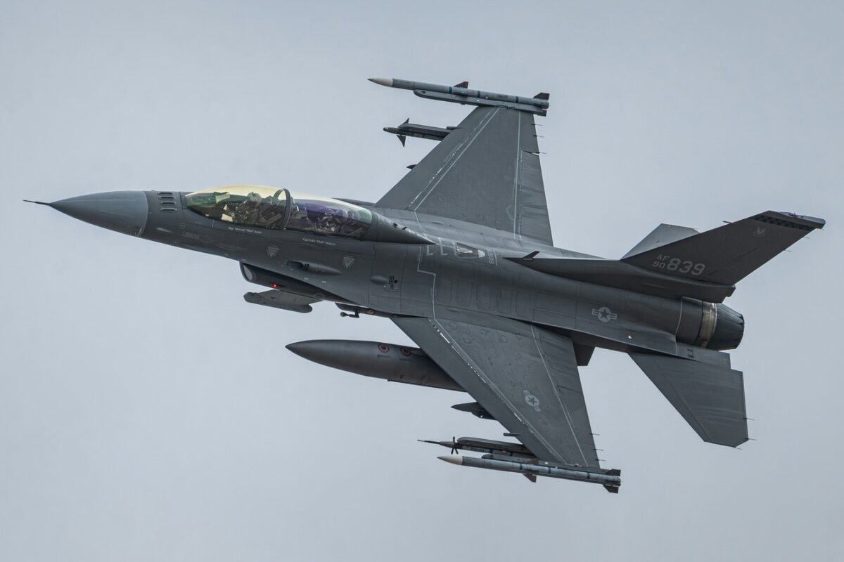 F-16