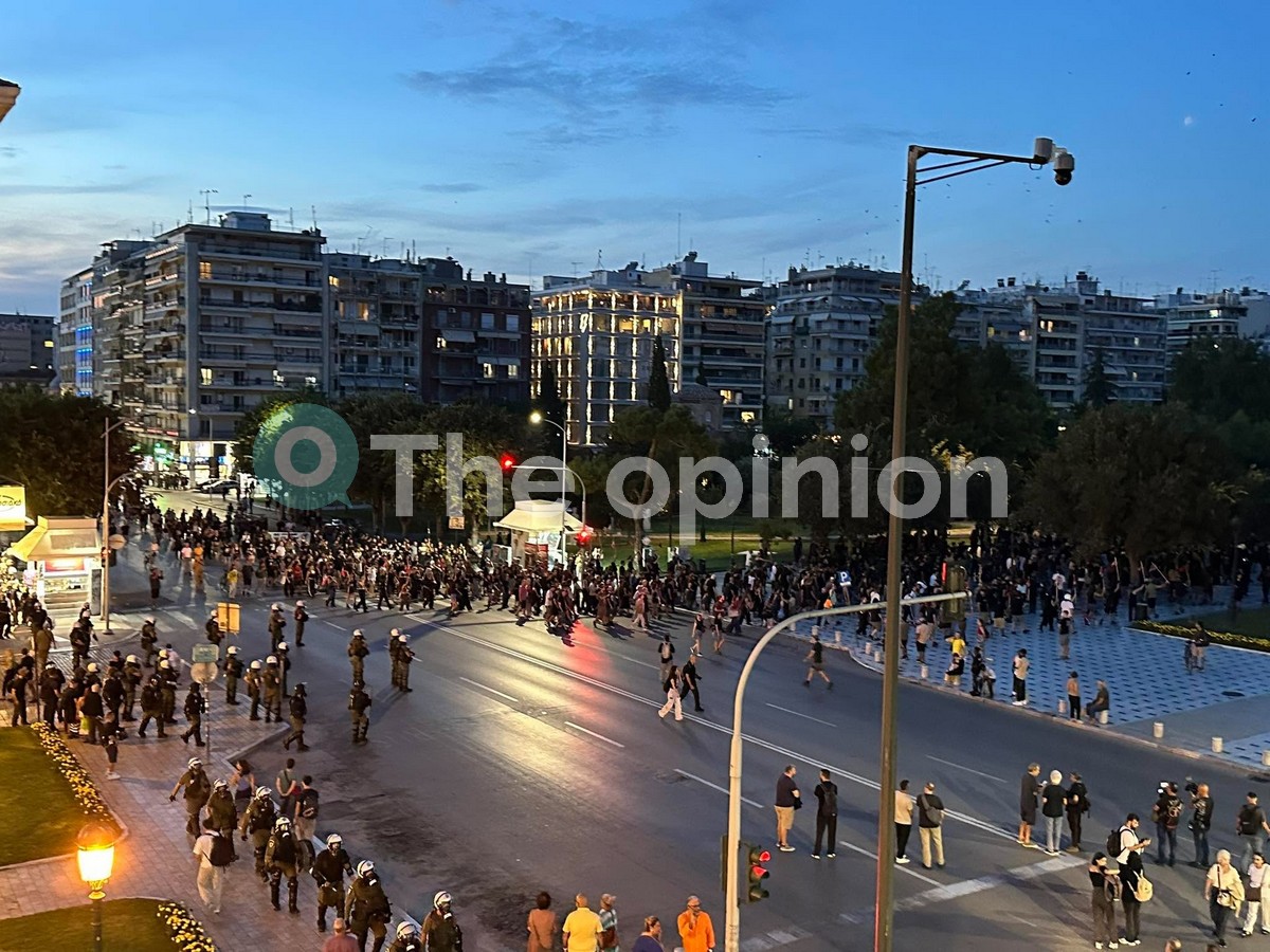 Πορεία μνήμης στο κέντρο της Θεσσαλονίκης για τον Παύλο Φύσσα (ΦΩΤΟ-VIDEO)