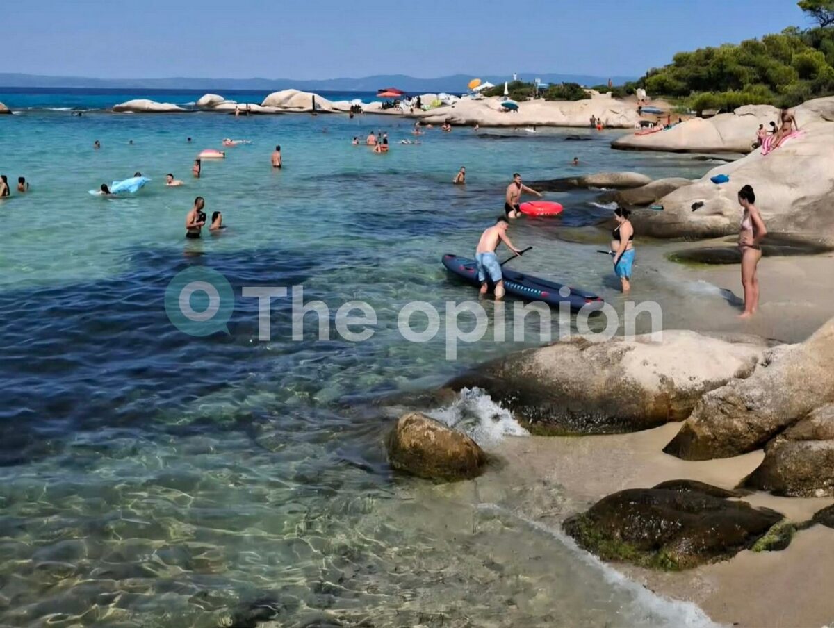 Χαλκιδική: Γυναίκα τραυματίστηκε στο κεφάλι μετά από γλίστρημα στις Καβουρότρυπες