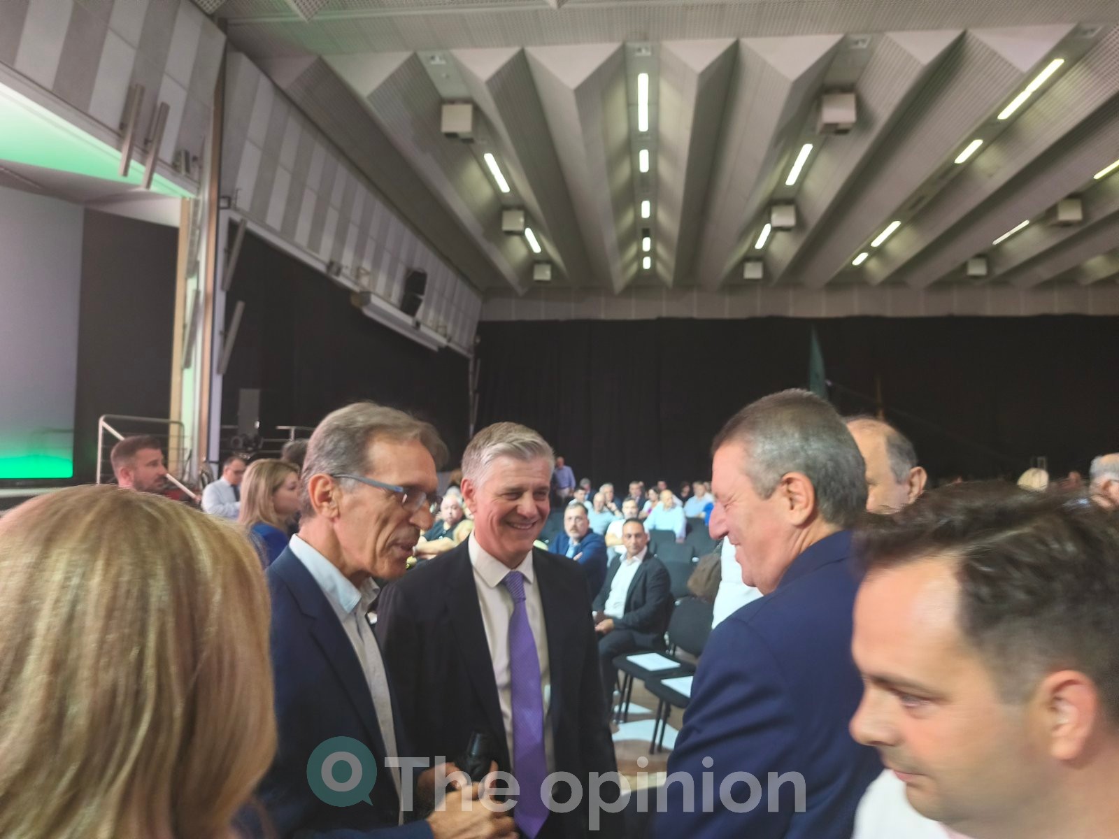 ΠΑΣΟΚ: Οι τρεις που «κλειδώνουν» και η γελαστή παρέα αυτοδιοικητικών