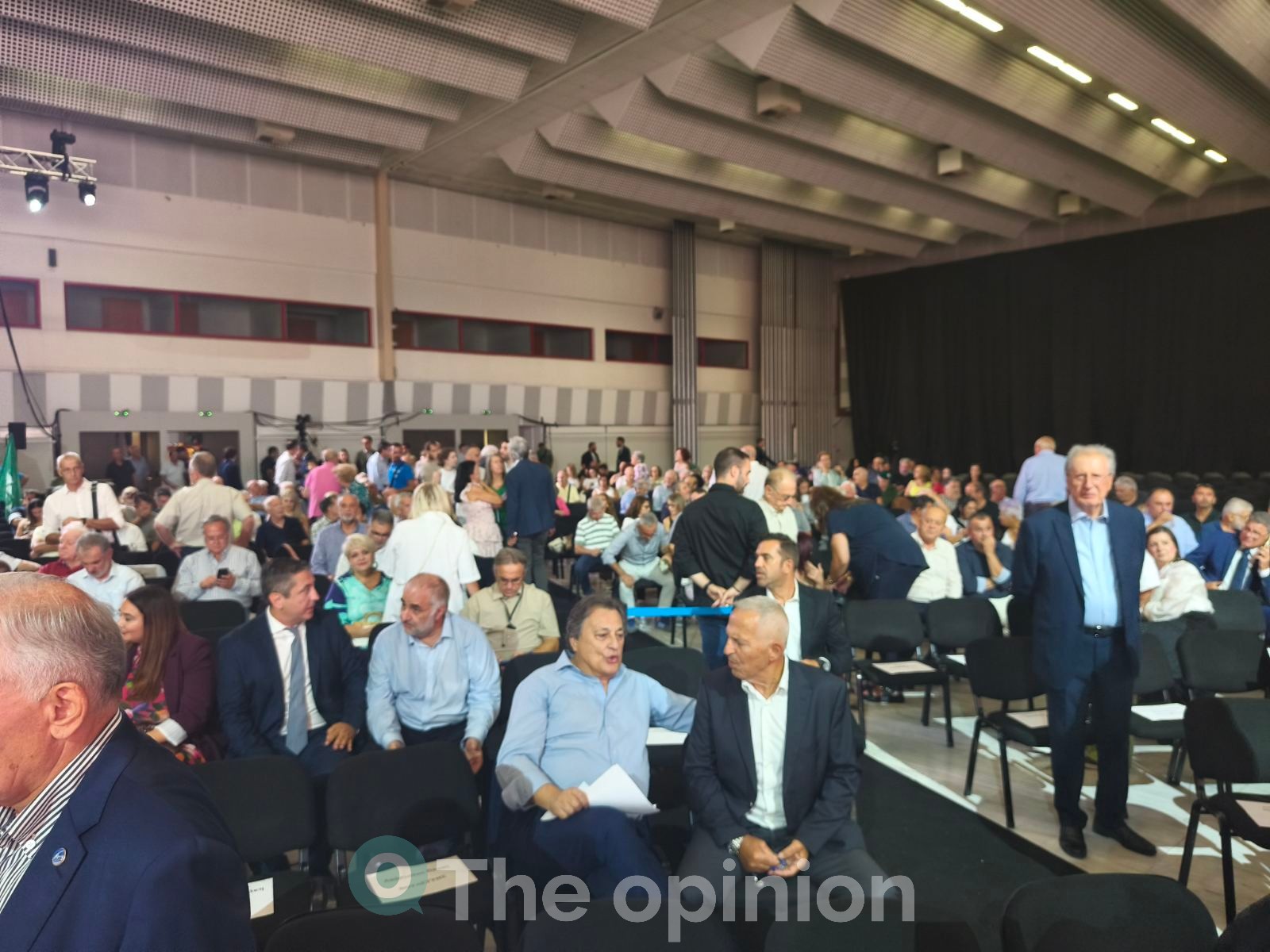 ΠΑΣΟΚ: Οι τρεις που «κλειδώνουν» και η γελαστή παρέα αυτοδιοικητικών