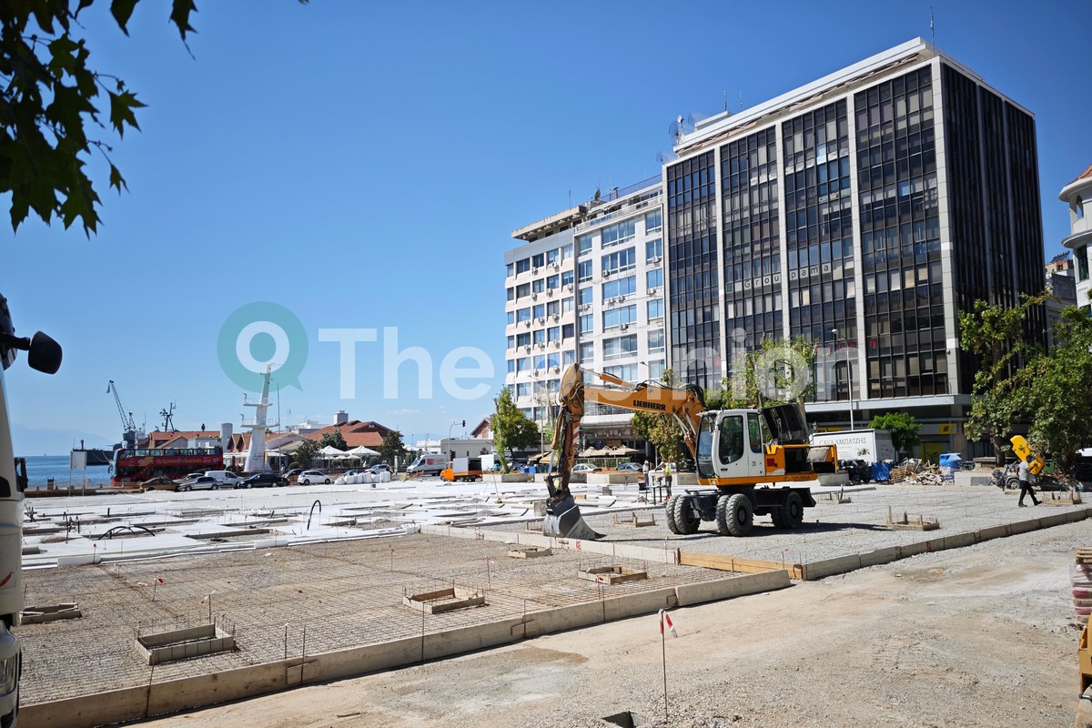 Πλατεία Ελευθερίας: Προχωρούν τα έργα – Καταφθάνουν μεγάλα δέντρα από την Ισπανία