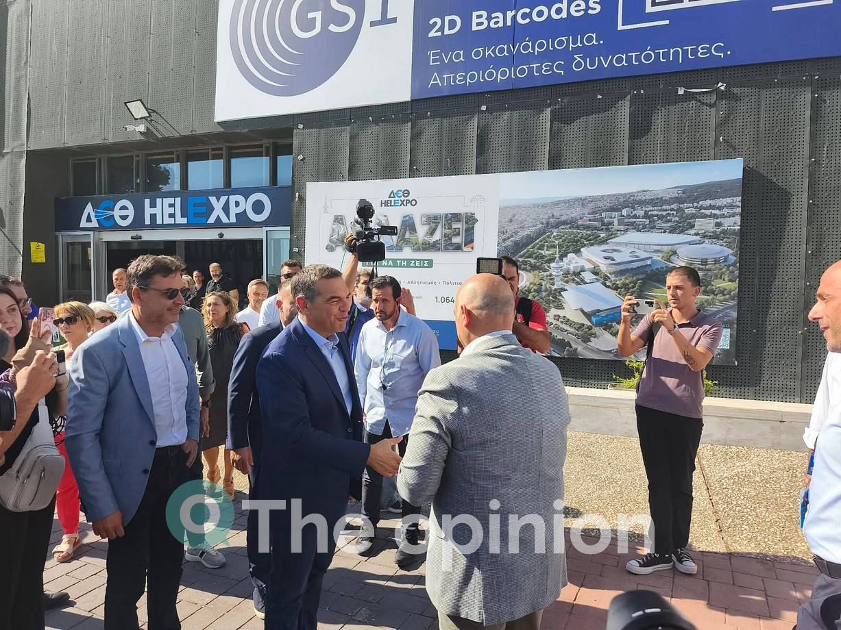 Στη ΔΕΘ ο Αλέξης Τσίπρας – Η βόλτα στα περίπτερα (ΦΩΤΟ – VIDEO)