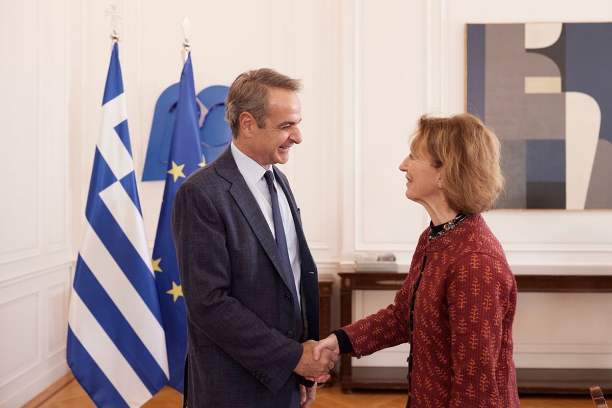 Συνάντηση Μητσοτάκη με την πρόεδρο του Ευρωπαϊκού Συμβουλίου Έρευνας, καθηγήτρια Maria Leptin