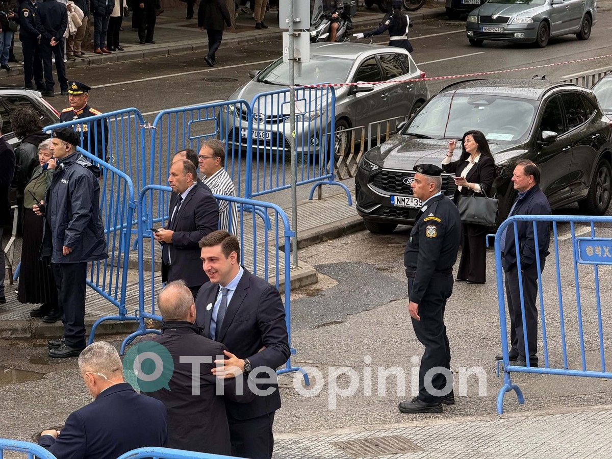 Με λαμπρότητα ο εορτασμός του πολιούχου στην Θεσσαλονικη – Παρουσία ΠτΔ η δοξολογία (ΦΩΤΟ-VIDEO)