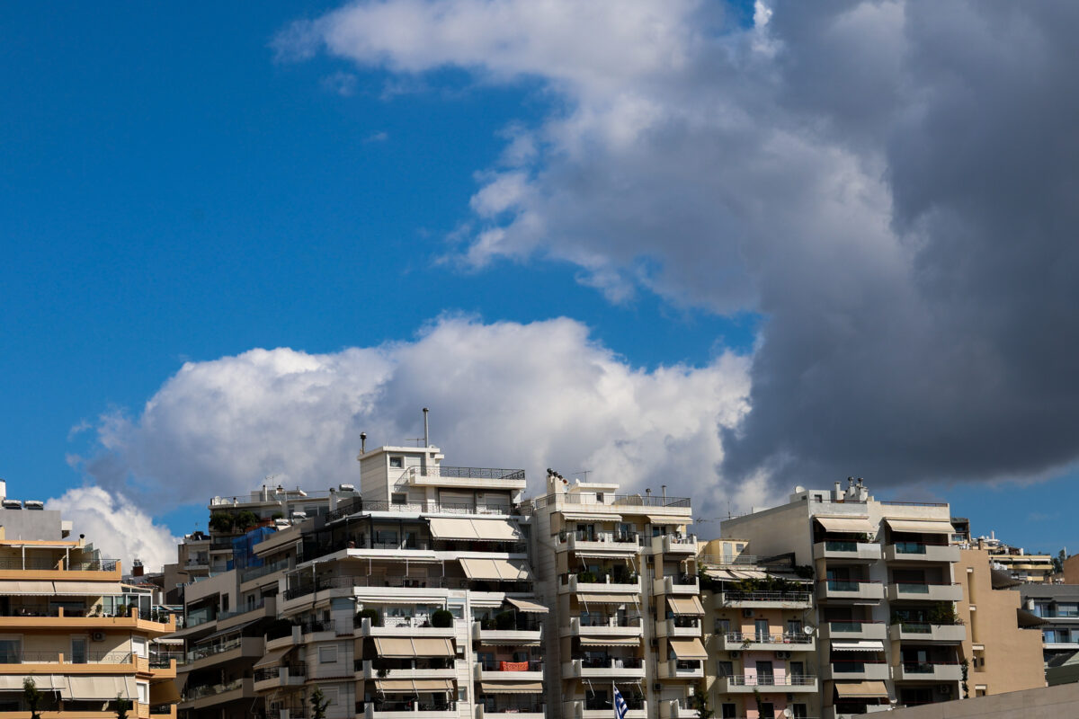 Μεγάλη ζήτηση, λίγα φθηνά σπίτια – Τι δείχνουν τα στοιχεία για τα ενοίκια