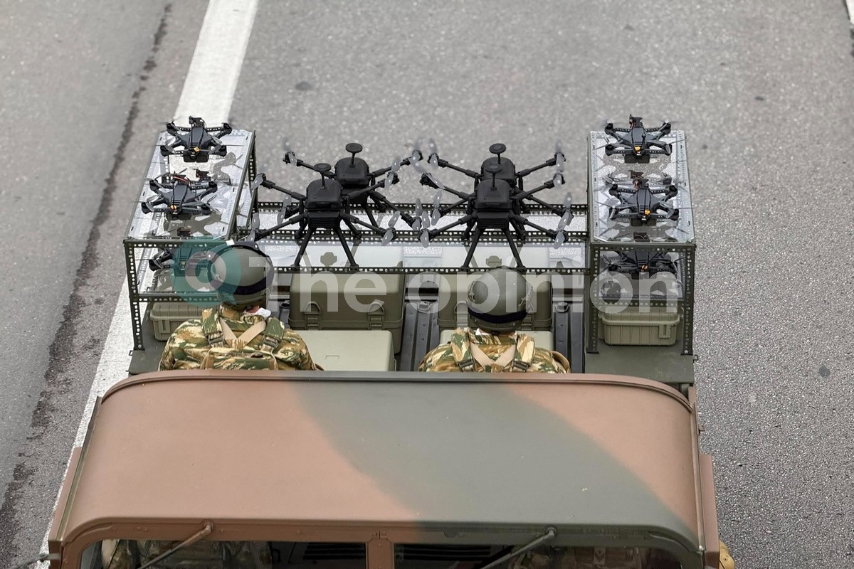 Leopard, drones και «Ασπίδα του Αχιλλέα» στη στρατιωτική πρόβα στη Μουδανιών ενόψει της 28ης Οκτωβρίου (ΦΩΤO -VIDEO)