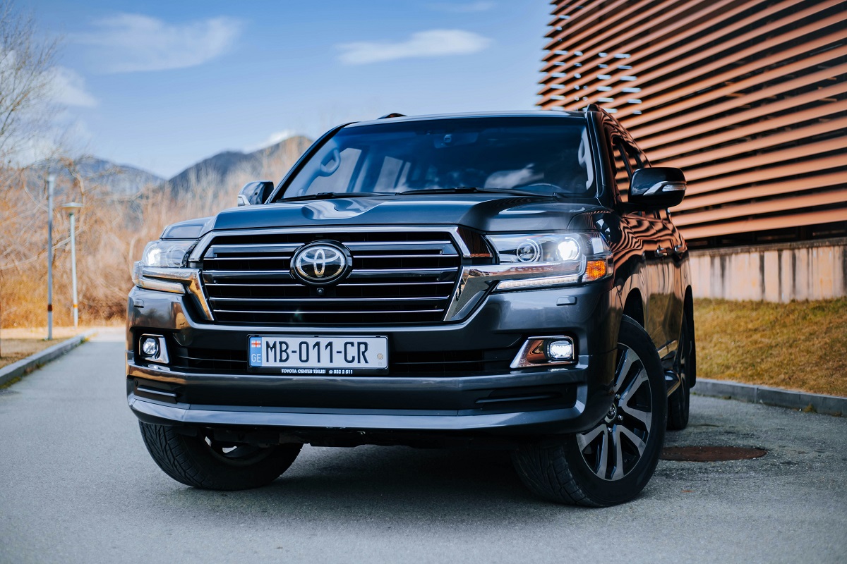 Toyota: Το σχέδιο για να διατηρήσει τους κινητήρες βενζίνης και μετά το 2035
