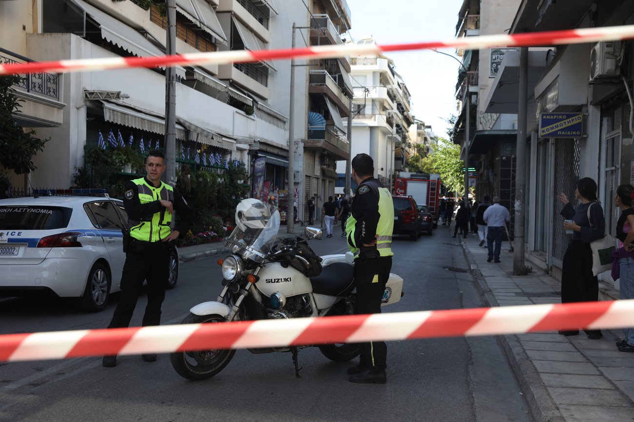 Έκρηξη στον Κολωνό: Η κατάσταση των τεσσάρων τραυματιών – Χειρουργείο για τον αστυνομικό (ΦΩΤΟ-VIDEO)