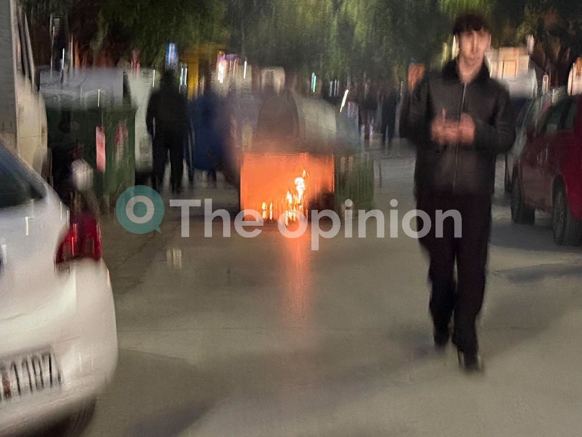 Νέα ένταση στο κέντρο της Θεσσαλονίκης – Κουκουλοφόροι πέταξαν μολότοφ (VIDEO)