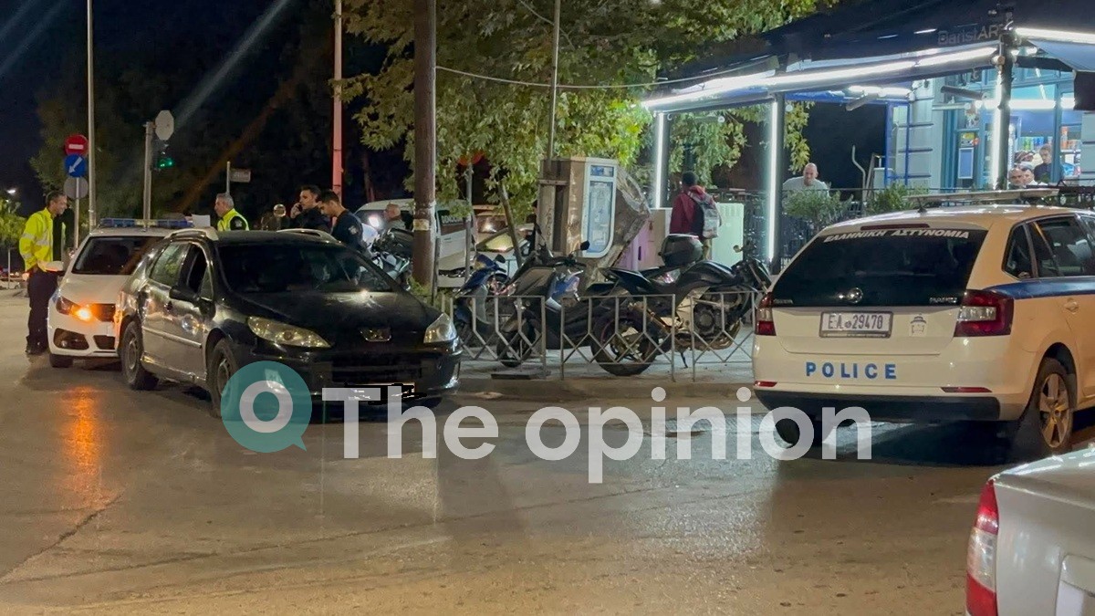 Κινηματογραφική καταδίωξη στο κέντρο της Θεσσαλονίκης – Ο οδηγός εγκατέλειψε το όχημα και εξαφανίστηκε