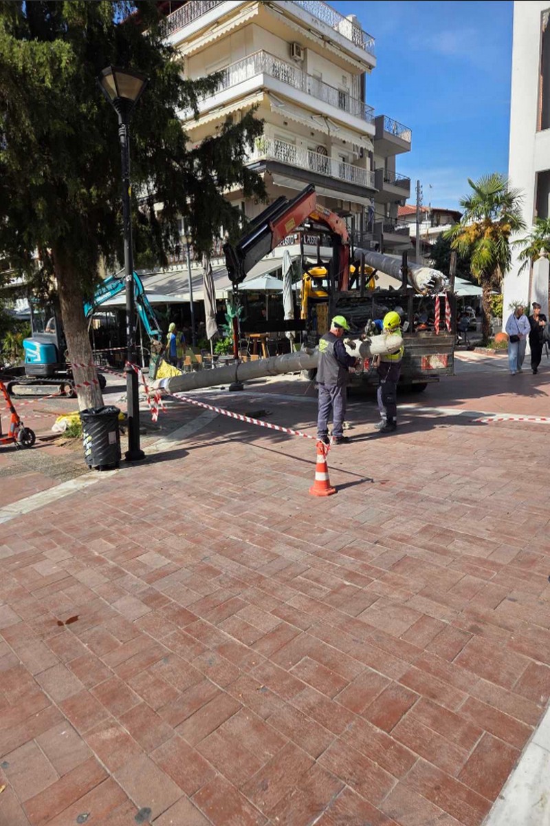 Υπογειοποίηση καλωδίων στην κεντρική πλατεία Ευόσμου