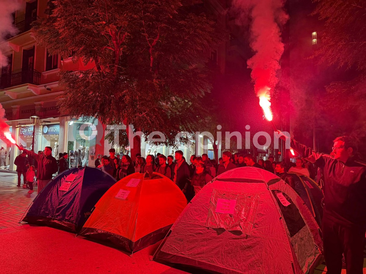 Κατασκήνωσαν στην Αγίας Σοφίας οι φοιτητές στη Θεσσαλονίκη – «Η κατάσταση έχει φτάσει στο απροχώρητο» (ΦΩΤΟ+VIDEO)