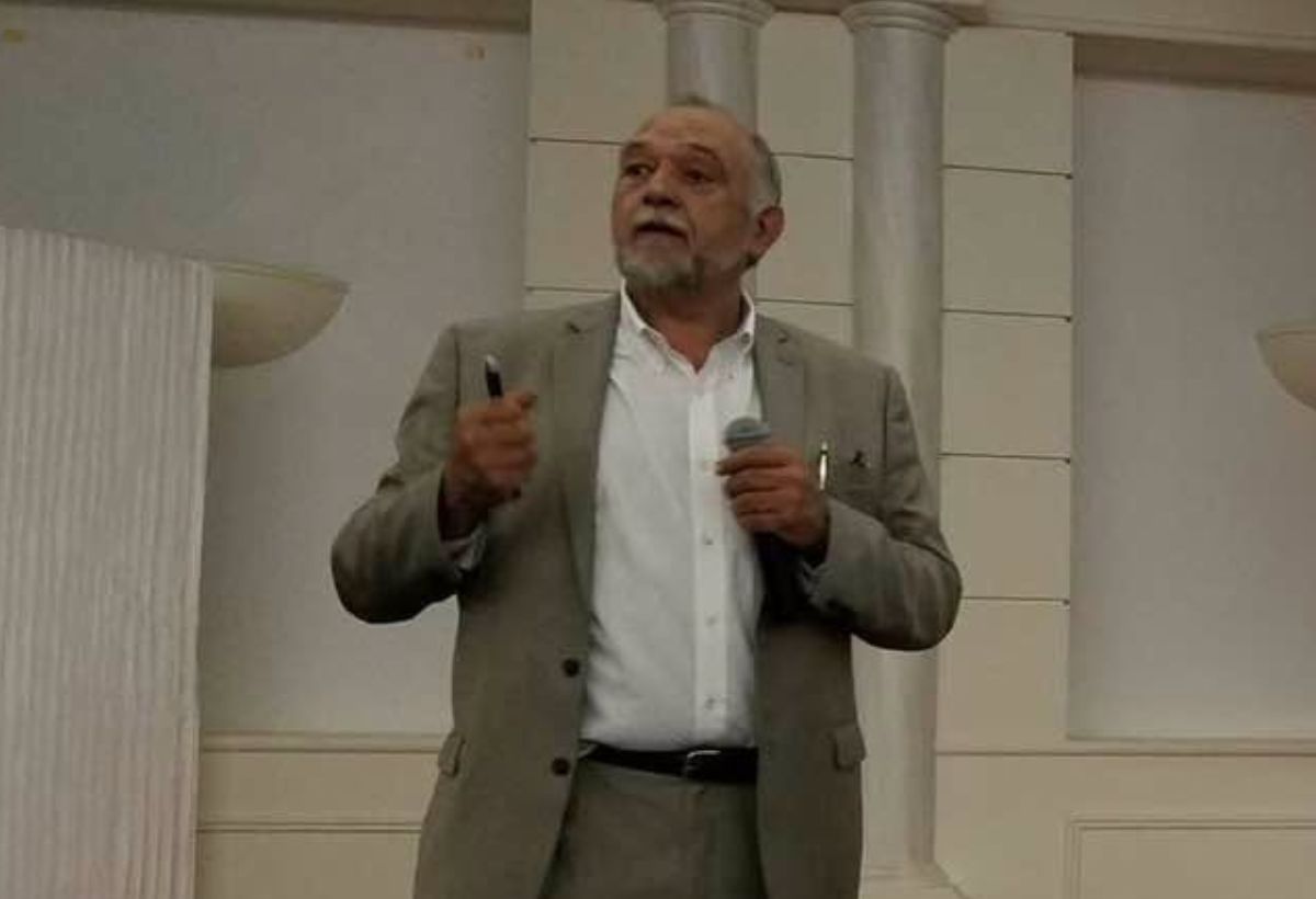 Πέθανε ο επίτιμος διδάκτορας του ΑΠΘ, Γιώργος Κορφιάτης