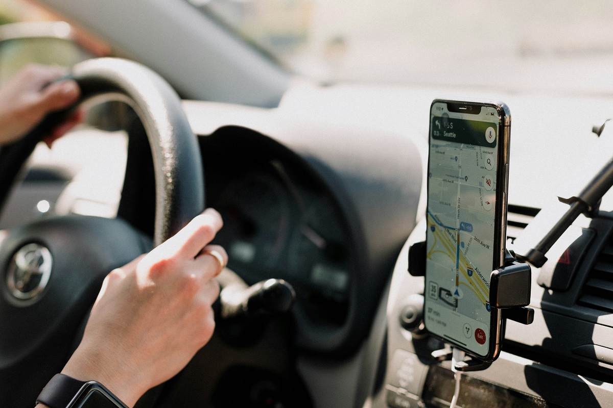 Google Maps: 5 συνήθειες που εξαντλούν την μπαταρία του κινητού χωρίς να το καταλαβαίνεις