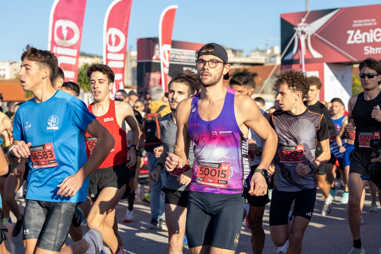 Θεσσαλονίκη: 11.000 δρομείς στον 14ο Νυχτερινό Ημιμαραθώνιο – Τα πρώτα αποτελέσματα (ΦΩΤΟ)
