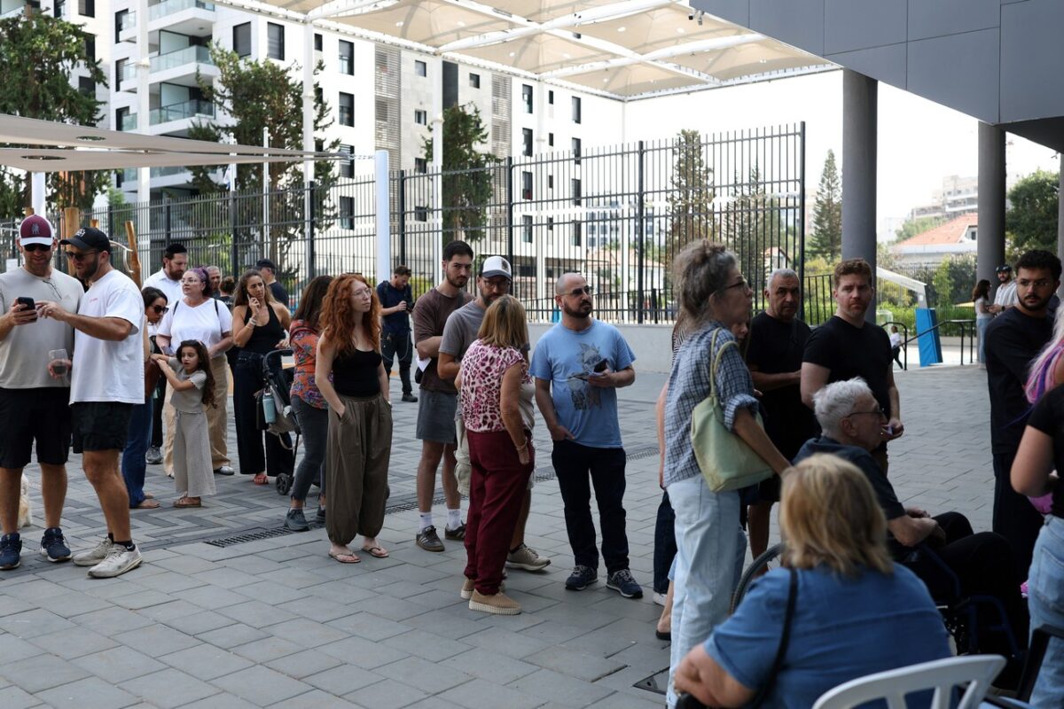 Εκλογές στο Ισραήλ: Ρεκόρ προσέλευσης 45ετίας στις κάλπες (ΦΩΤΟ)
