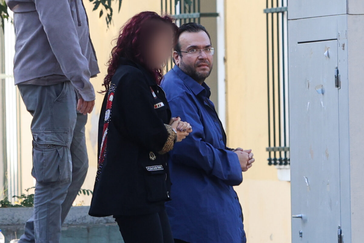 Υπόθεση ΕΦΚΑ: Στη φυλακή ο Φίλιππος Καμπούρης και οι συγκατηγορούμενοί του – Τι υποστήριξαν στις απολογίες τους (VIDEO)