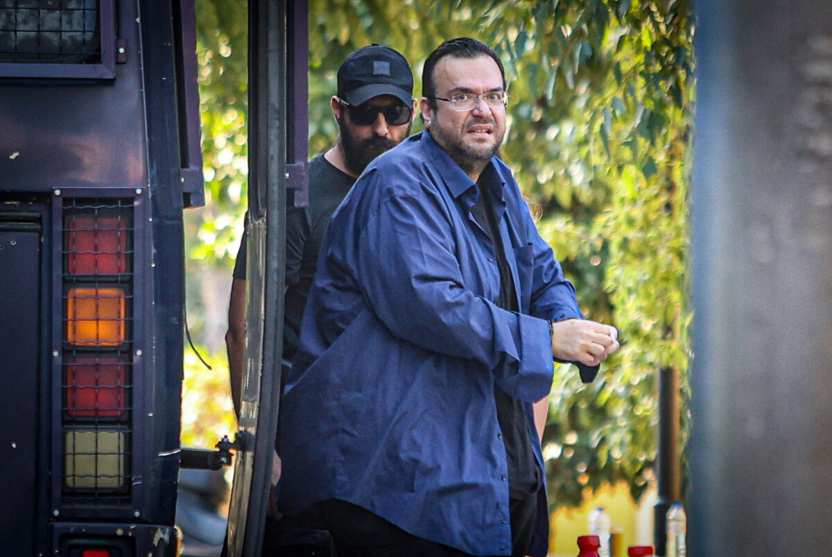 Δικηγόρος Καμπούρη: «Άδικη η προφυλάκιση – Δεν ήθελε να φαίνεται» (VIDEO)