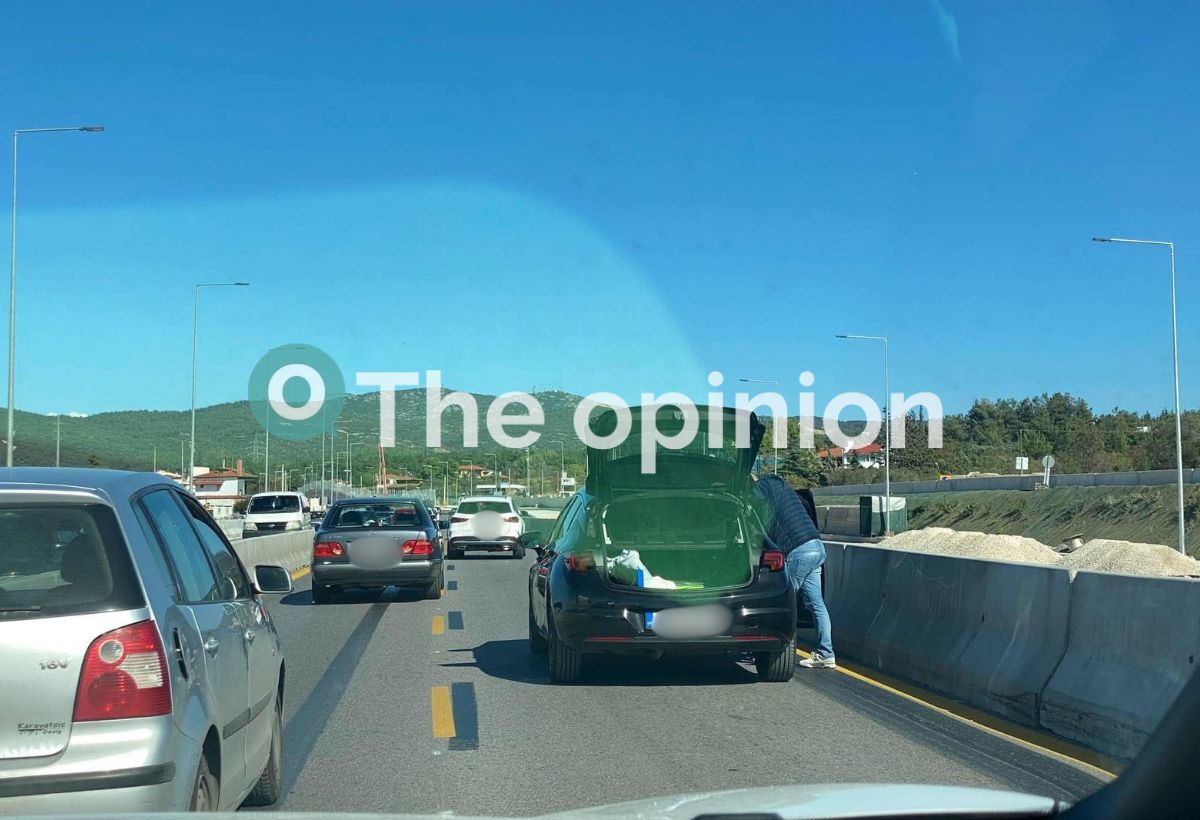 Θεσσαλονίκη: «Στο κόκκινο» ξανά ο Περιφερειακός – Σημειωτόν τα οχήματα στο ρεύμα προς ανατολικά (ΦΩΤΟ)