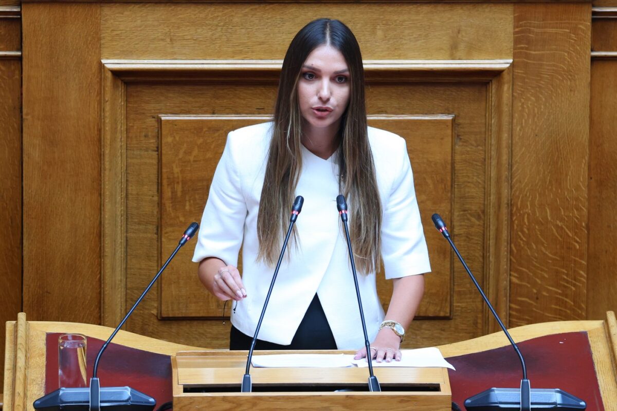 ΠΑΣΟΚ: Με Κοροβέση συνεχίζονται οι… «μεταγραφές»