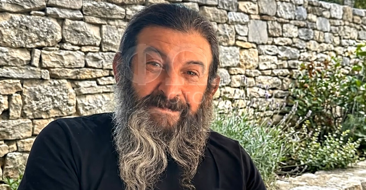 μοναχός