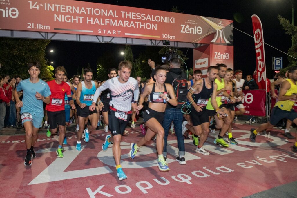Με χιλιάδες δρομείς και μεγάλη επιτυχία στην καρδιά της Θεσσαλονίκης ο 14ος «Νυχτερινός» (ΦΩΤΟ)