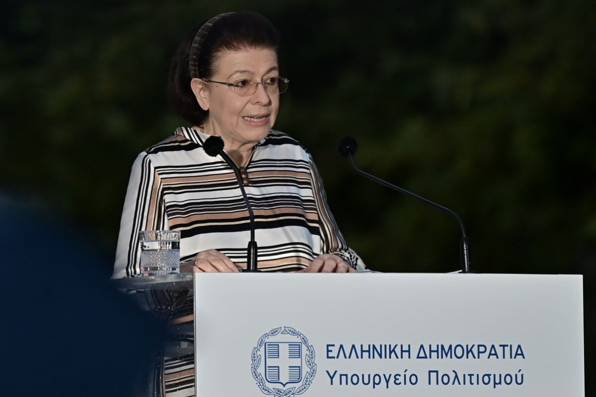 Λίνα Μενδώνη