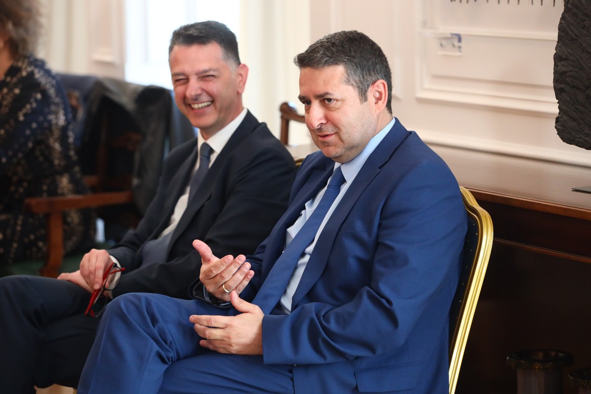 Μπεκίρης