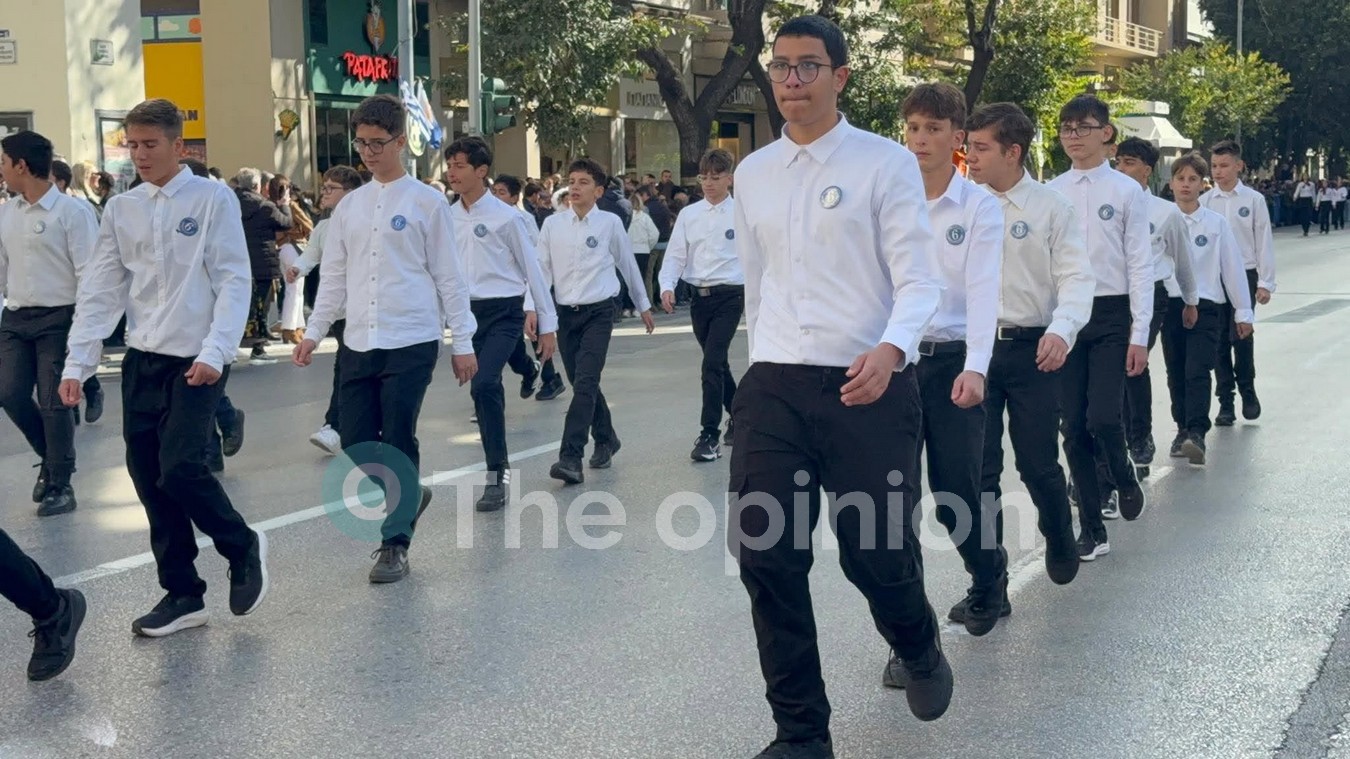 Θεσσαλονίκη: Με υπερηφάνεια η μαθητική παρέλαση της 28ης Οκτωβρίου (ΦΩΤΟ-VIDEO)