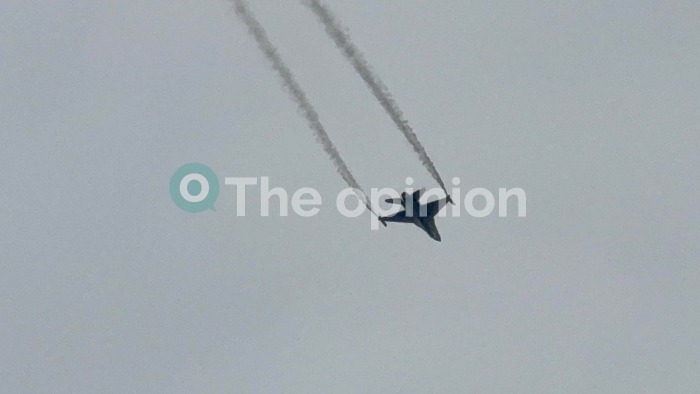 Θεσσαλονίκη: Έκοψε την ανάσα το F-16 της ομάδας «Ζευς» – Το συγκλονιστικό μήνυμα του πιλότου για το «Όχι» (ΦΩΤΟ+VIDEO)